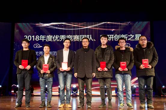 说明: FE9224FD563D9404A190E168FBDA9217